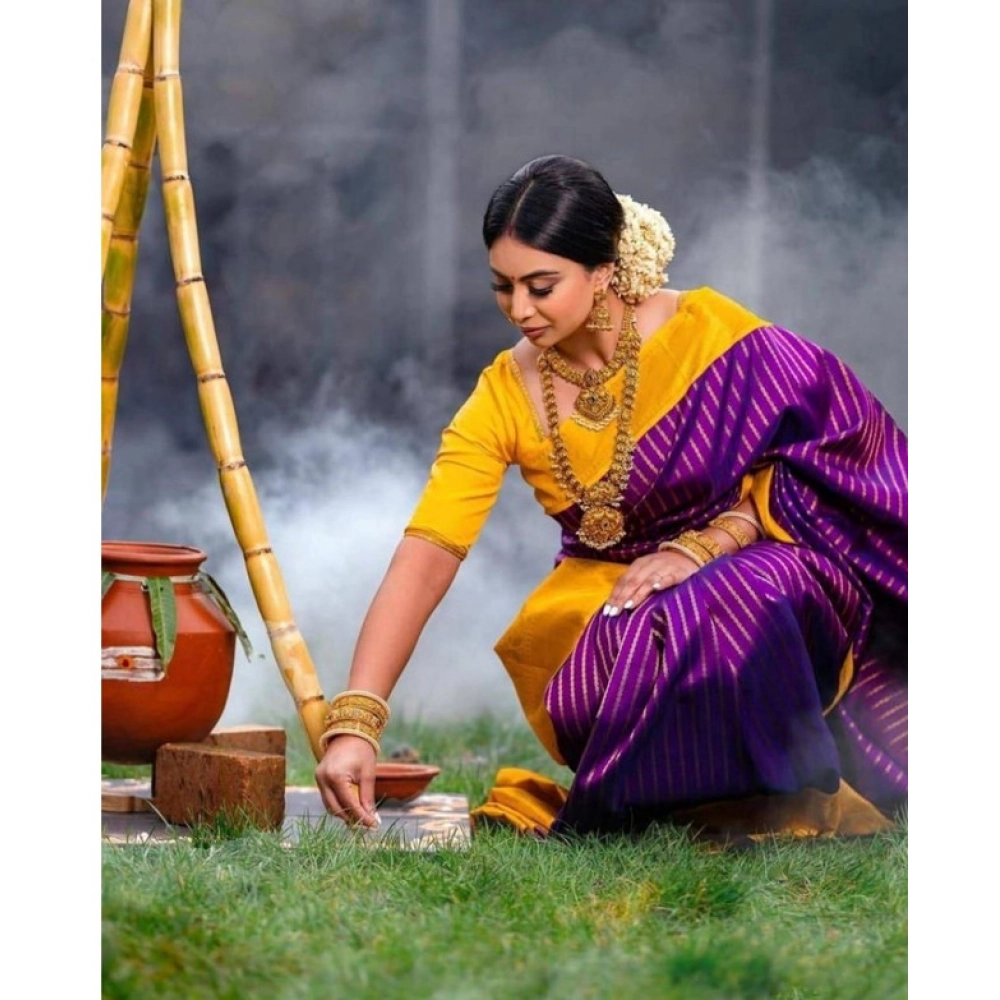 Generic Women's Soft Litchi Silk Jacquard Work Saree With Unstitched Blouse 5.5Mtr (Purple) Generic Women's Soft Litchi Silk Jacquard Work Saree With Unstitched Blouse 5.5Mtr (Purple)