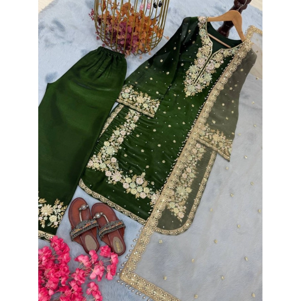 Generic Women's Silk Embroidered 3/4th Sleeve Round Kurti With Palazzo Pant and Dupatta Set (Dark Green) Generic Women's Silk Embroidered 3/4th Sleeve Round Kurti With Palazzo Pant and Dupatta Set (Dark Green)