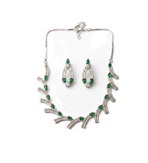 Generic Women's Brass Silver Plated Necklace set (Green) Generic Women's Brass Silver Plated Necklace set (Green)