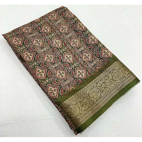 Generic Women's Cotton Blend Printed Saree With Unstitched Blouse 5.5Mtr (Green) Generic Women's Cotton Blend Printed Saree With Unstitched Blouse 5.5Mtr (Green)