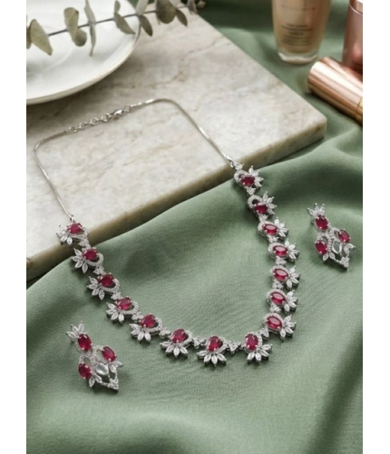 Generic Women's Brass Silver Plated Necklace set (Red)