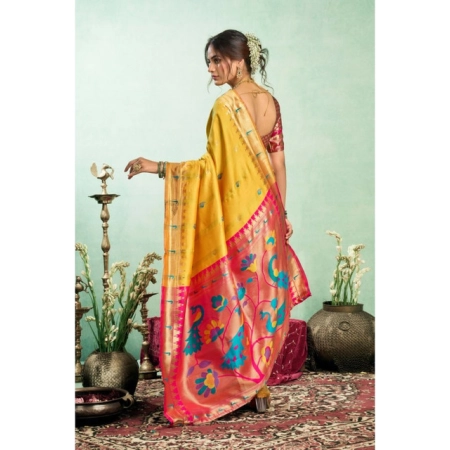 Generic Women's Silk Blend Woven Saree With Unstitched Blouse 5.5 Mtr (Mustard)