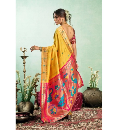 Generic Women's Silk Blend Woven Saree With Unstitched Blouse 5.5 Mtr (Mustard)