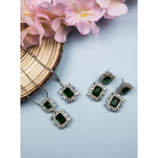 Generic Women's Brass Silver Plated Pendant Set (Green) Generic Women's Brass Silver Plated Pendant Set (Green)