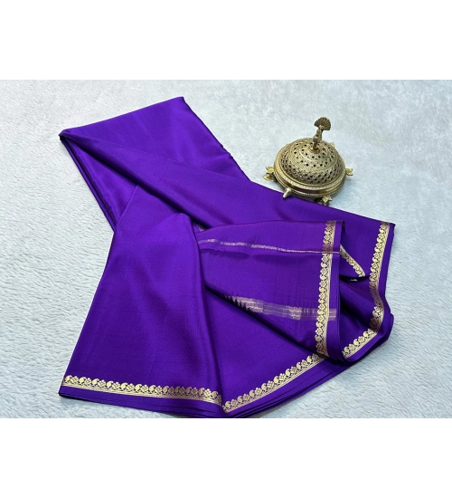 Generic Women's Crepe Chit Pallu Solid Saree With Unstitched Blouse 5.5Mtr (Purple)