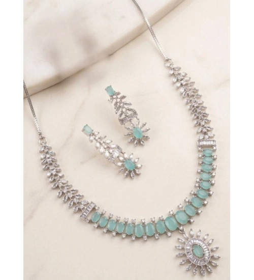 Generic Women's Brass Silver Plated Necklace set (Turquoise)