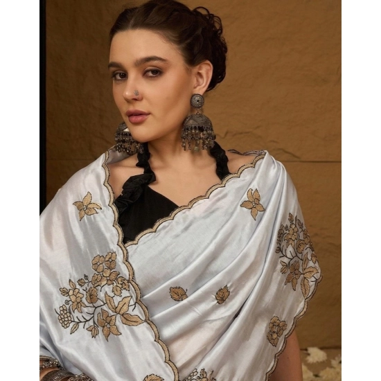 Generic Women's Viscose Silk Embroidered Saree With Unstitched Blouse 5.5Mtr (Grey) Generic Women's Viscose Silk Embroidered Saree With Unstitched Blouse 5.5Mtr (Grey)