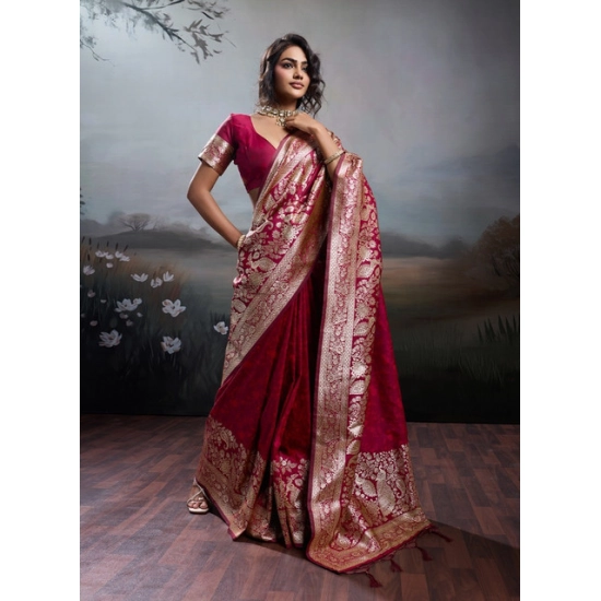 Generic Women's Silk Blend Printed Saree With Unstitched Blouse 5.5Mtr (Maroon) Generic Women's Silk Blend Printed Saree With Unstitched Blouse 5.5Mtr (Maroon)