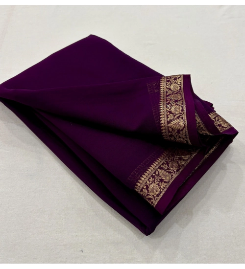 Generic Women's Crepe Chit Pallu Solid Saree With Unstitched Blouse 5.5Mtr (Dark Purple)