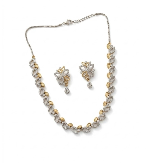 Generic Women's Brass Silver Plated Necklace set (Silver)