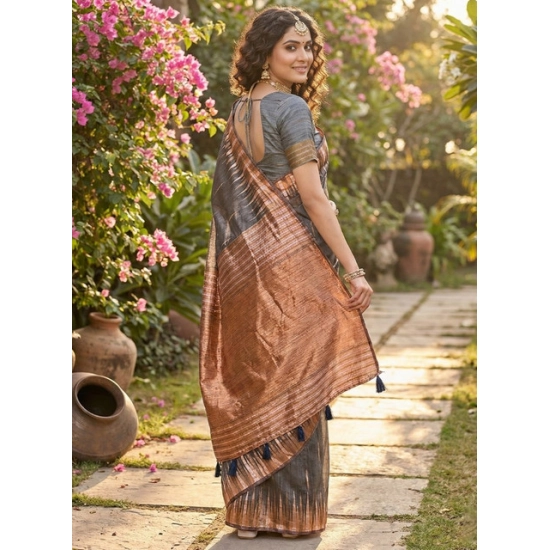 Generic Women's Linen Cotton Printed Saree With Unstitched Blouse 5.5Mtr (Grey) Generic Women's Linen Cotton Printed Saree With Unstitched Blouse 5.5Mtr (Grey)