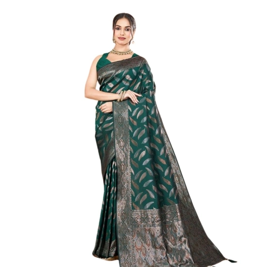 Generic Women's Soft Silk Jacquard Saree With Unstitched Blouse 5.5Mtr (Green)