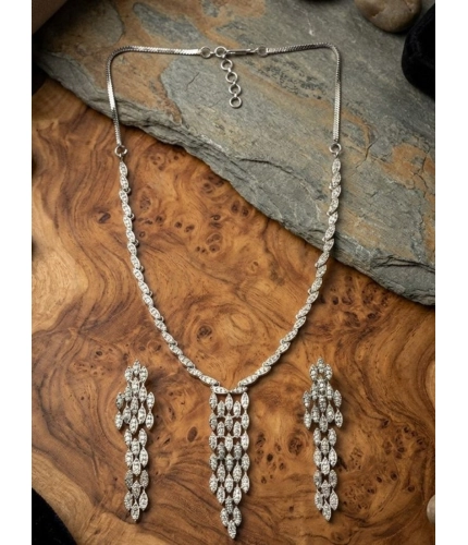 Generic Women's Brass Silver Plated Necklace set (Silver)