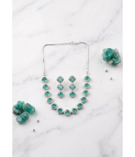 Generic Women's Brass Silver Plated Necklace set (Green)