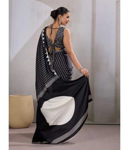 Generic Women's Satin Crepe Printed Saree With Unstitched Blouse 5.5Mtr (Black)