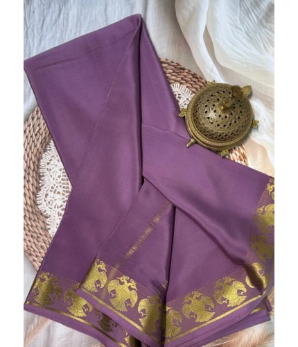 Generic Women's Crepe Chit Pallu Solid Saree With Unstitched Blouse 5.5Mtr (Lavender)