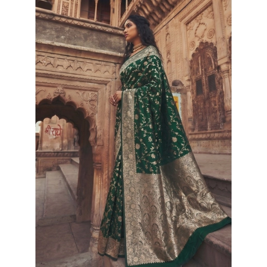 Generic Women's Art Silk Printed Saree With Unstitched Blouse 5.5Mtr (Green) Generic Women's Art Silk Printed Saree With Unstitched Blouse 5.5Mtr (Green)
