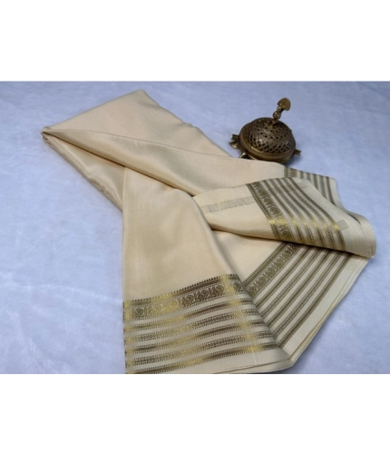 Generic Women's Crepe Chit Pallu Solid Saree With Unstitched Blouse 5.5Mtr (Beige)