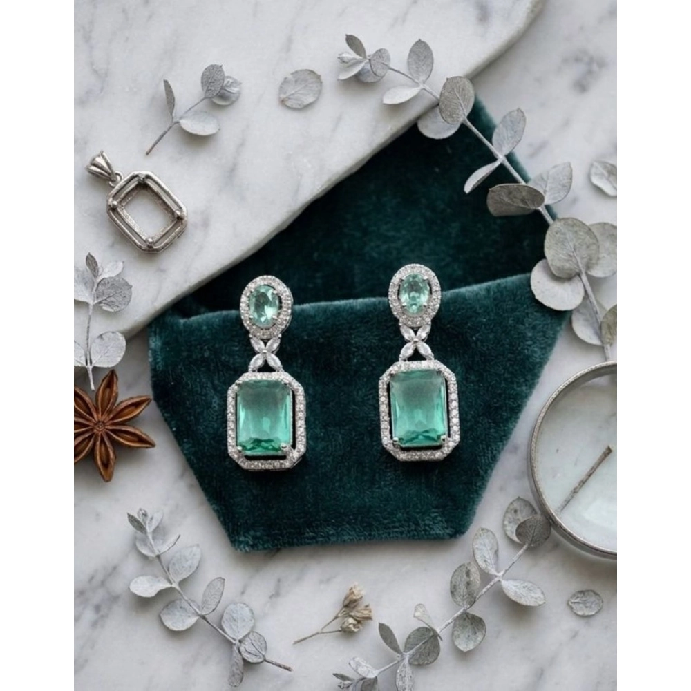 Generic Women's Brass Silver Plated Drop Earrings (Green) Generic Women's Brass Silver Plated Drop Earrings (Green)
