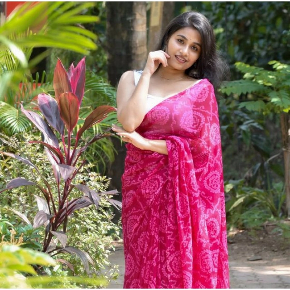 Women's Georgette Printed Saree With Unstitched Blouse 5.5Mtr (Pink)