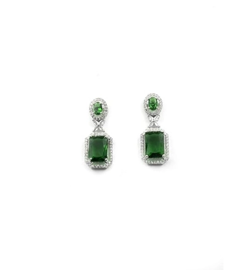 Generic Women's Brass Silver Plated Drop Earrings (Green)