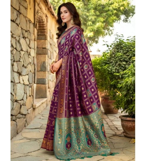Generic Women's Silk Blend Woven Zari Work Saree With Unstitched Blouse 5.5Mtr (Purple)