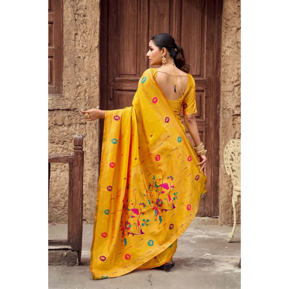 Generic Women's Silk Blend Woven Saree With Unstitched Blouse 5.5 Mtr (Mustard)