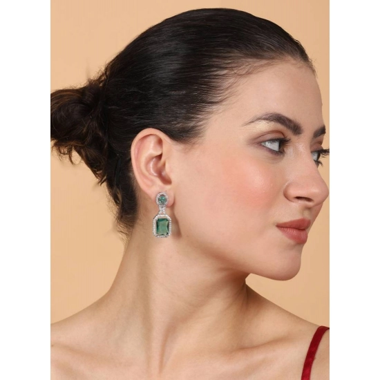 Generic Women's Brass Silver Plated Drop Earrings (Green) Generic Women's Brass Silver Plated Drop Earrings (Green)