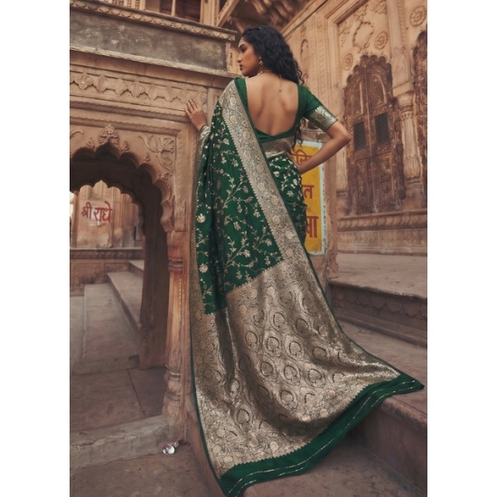 Generic Women's Art Silk Printed Saree With Unstitched Blouse 5.5Mtr (Green) Generic Women's Art Silk Printed Saree With Unstitched Blouse 5.5Mtr (Green)