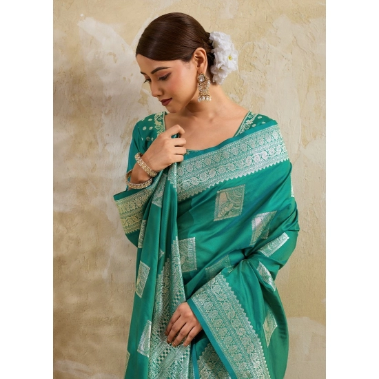 Generic Women's Silk Blend Printed Saree With Unstitched Blouse 5.5Mtr (Sea Green) Generic Women's Silk Blend Printed Saree With Unstitched Blouse 5.5Mtr (Sea Green)