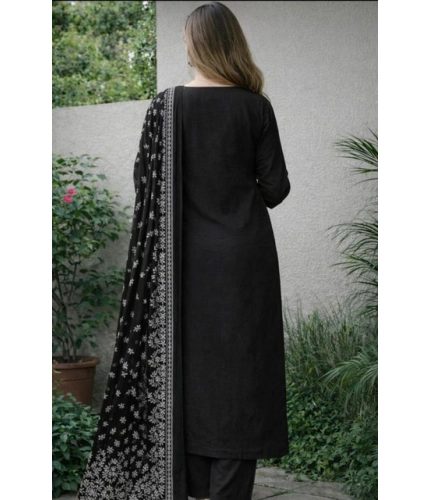 Generic Women's Chanderi Silk Ethnic Motif Round 3/4th Sleeve Kurti With Pant Dupatta Set (Black)