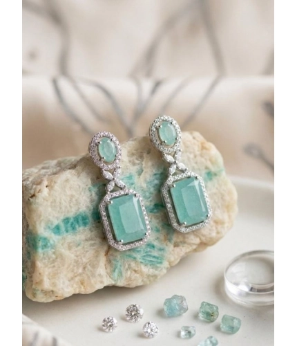 Generic Women's Brass Silver Plated Drop Earrings (Turquoise)