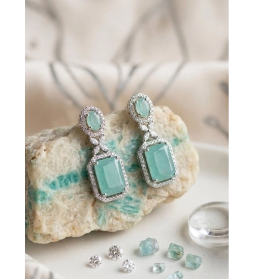 Generic Women's Brass Silver Plated Drop Earrings (Turquoise)