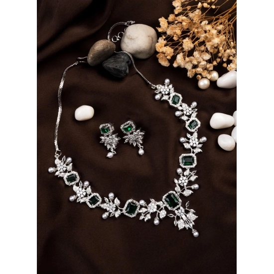 Generic Women's Brass Silver Plated Necklace set (Green) Generic Women's Brass Silver Plated Necklace set (Green)
