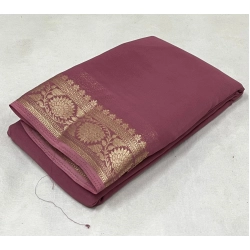 Generic Women's Crepe Chit Pallu Solid Saree With Unstitched Blouse 5.5Mtr (Peach)