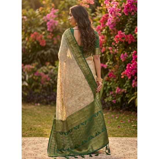 Generic Women's Cotton Printed Saree With Unstitched Blouse 5.5Mtr (Multicolor)