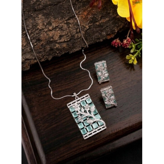Generic Women's Brass Silver Plated Pendant Set (Turquoise) Generic Women's Brass Silver Plated Pendant Set (Turquoise)
