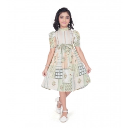 Generic Girl's Digital Knitted Printed Half Sleeve Close Neck Dress (Light Green)