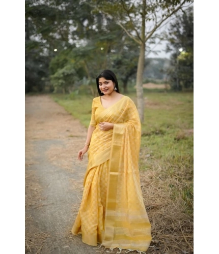 Generic Women's Silk_Blend Checked Saree With Unstitched Blouse 5.5Mtr (Yellow)