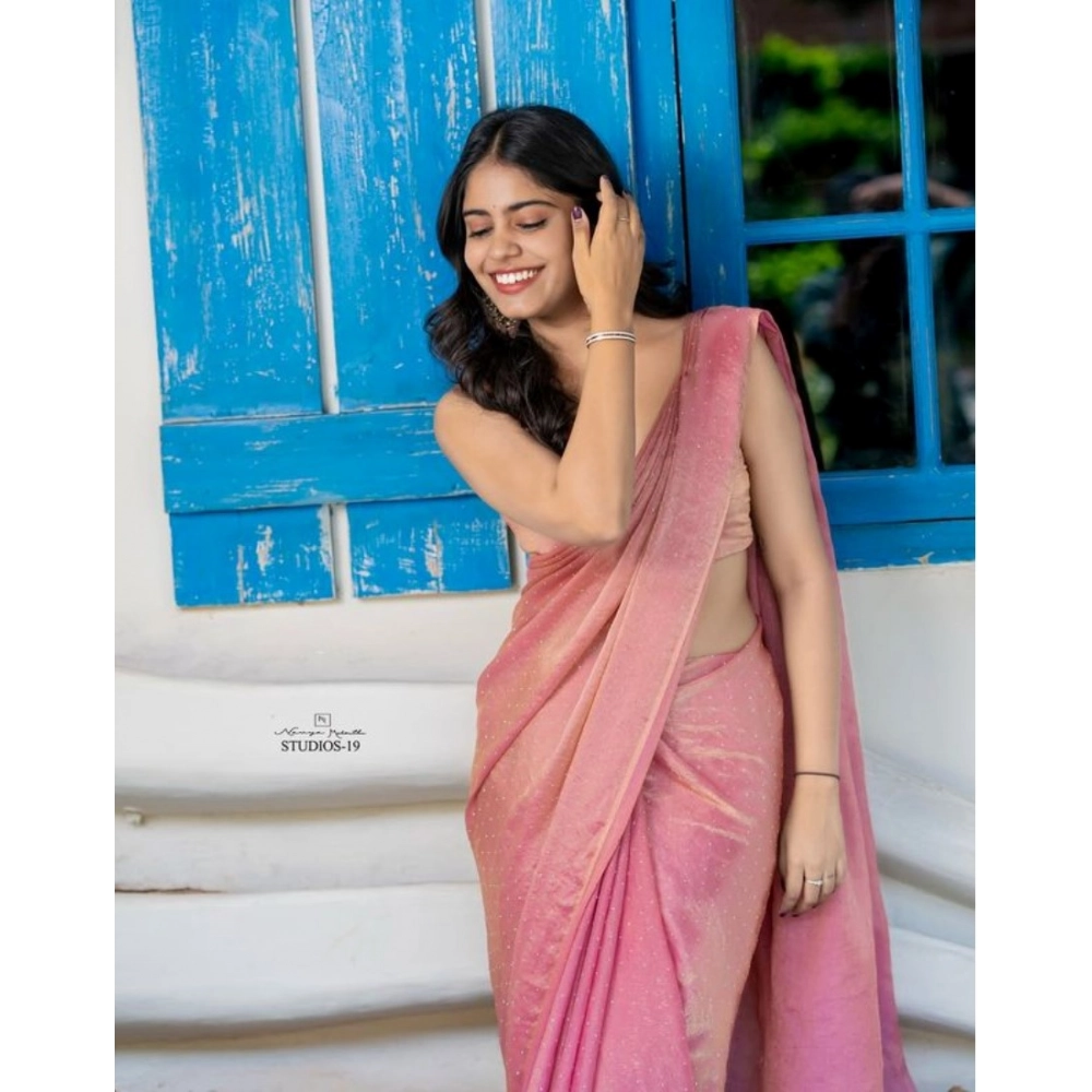 Generic Women's Silk Embroidred Saree With Unstitched Blouse 5.5Mtr (Pink) Generic Women's Silk Embroidred Saree With Unstitched Blouse 5.5Mtr (Pink)