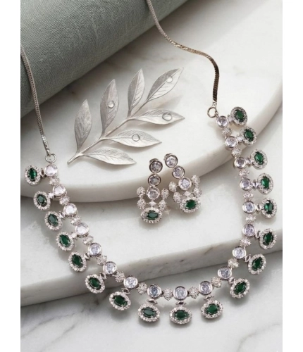 Generic Women's Brass Silver Plated Necklace set (Green)