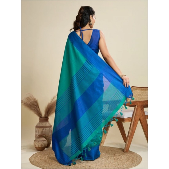 Generic Women's Raw_Silk Woven Saree With Unstitched Blouse 5.5Mtr (Aqua_Blue) Generic Women's Raw_Silk Woven Saree With Unstitched Blouse 5.5Mtr (Aqua_Blue)