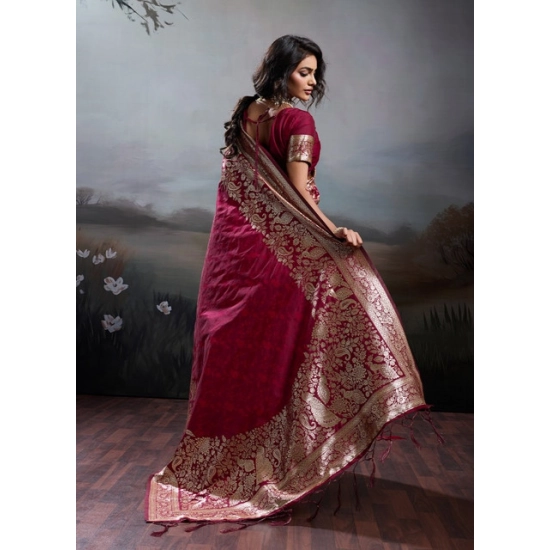 Generic Women's Silk Blend Printed Saree With Unstitched Blouse 5.5Mtr (Maroon) Generic Women's Silk Blend Printed Saree With Unstitched Blouse 5.5Mtr (Maroon)