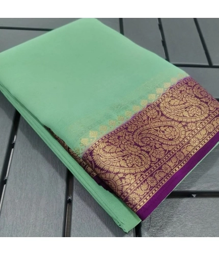 Generic Women's Crepe Chit Pallu Solid Saree With Unstitched Blouse 5.5Mtr (Light Green)